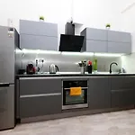 Roses Square Apartman